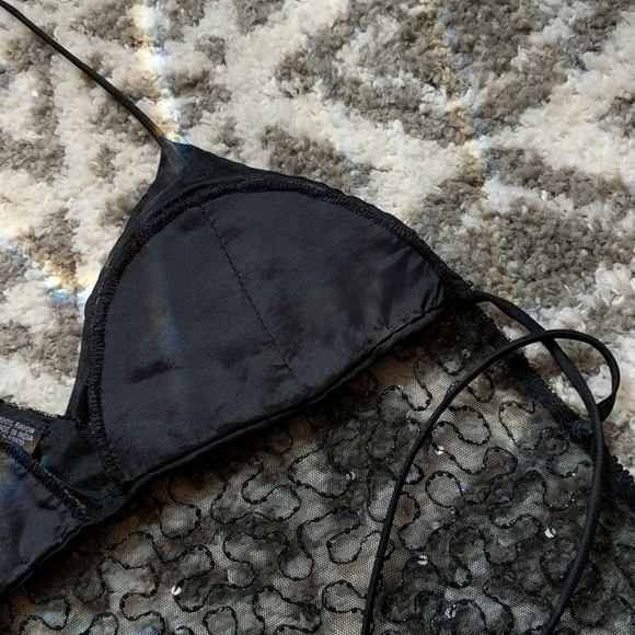 Amazing two-piece set - Picture 3 of 3